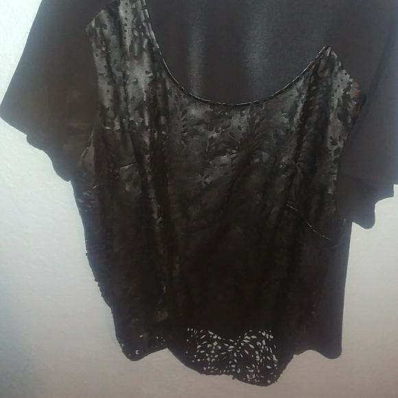 Top - Picture 1 of 1